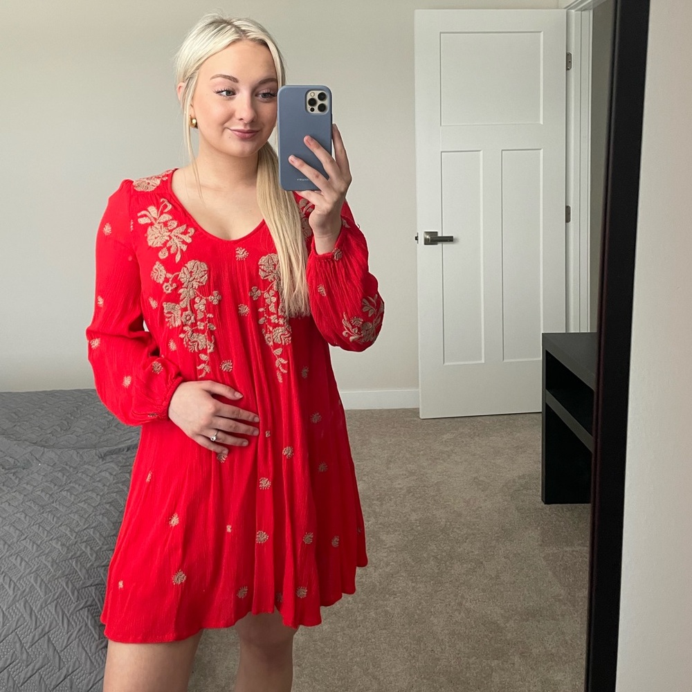 Worn twice // red long sleeve dress